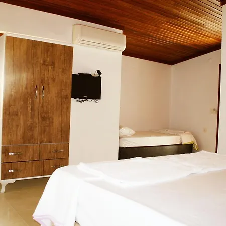 Aparthotel Mengen Konaklari